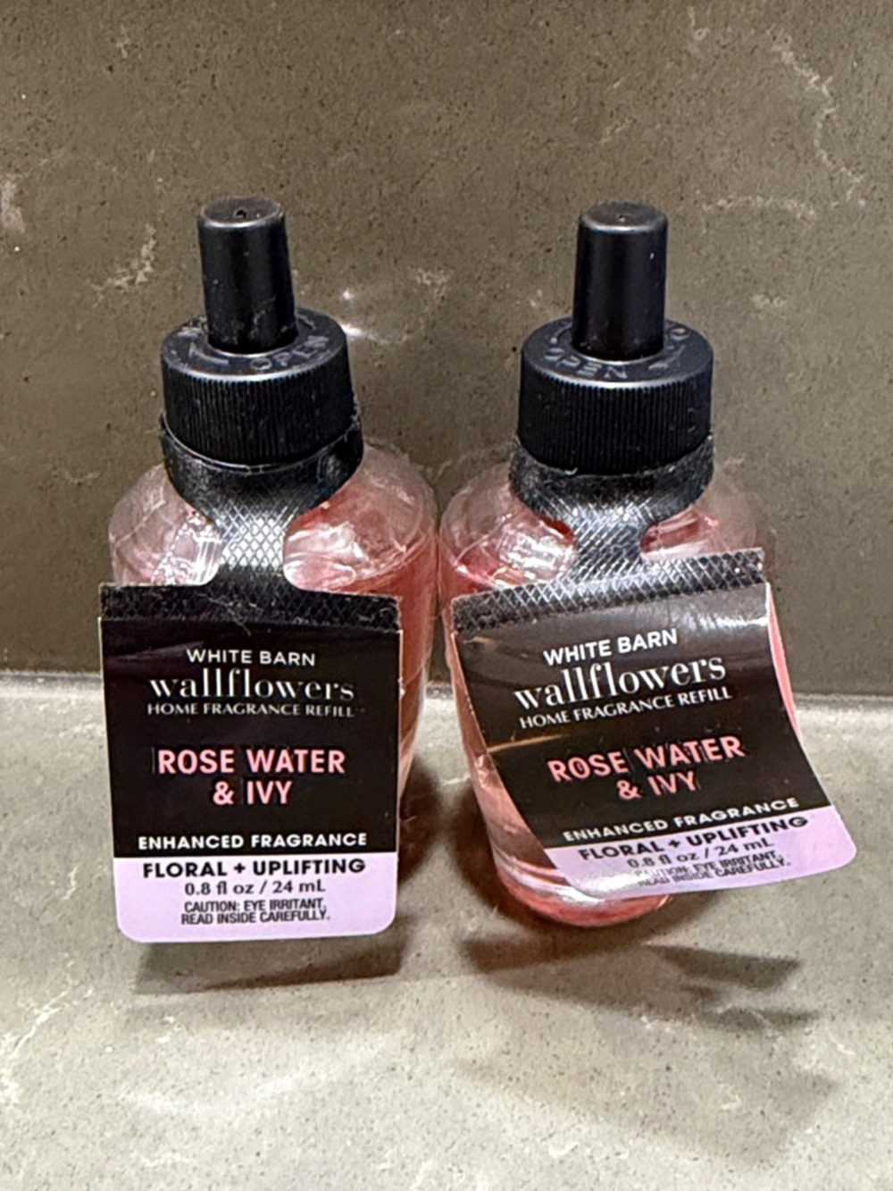White Barn Rose Water & Ivy Wallflowers Refill - Pink Clear Bottles